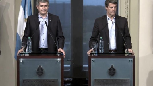 Prat Gay negó "etapa de ajuste" y aseguró que "estamos poniendo el foco en los más débiles"