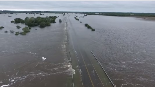Santa Elena "vive una situación caótica" por el desborde del río Paraná