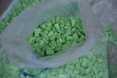 Uruguay: detuvieron a un belga que viajaba hacia Buenos Aires con unas 21 mil pastillas de "Superman"