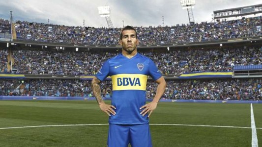 Tevez: "Da tristeza ver cómo está el campo de juego y da bronca que se hable de eso"