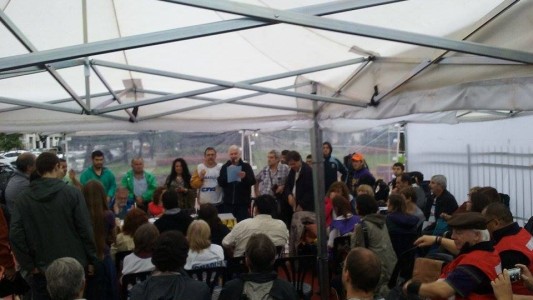 Con un partido de fútbol, docentes de la UBA cortarán 9 de Julio y Corrientes