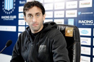 Diego Milito confirmó que se retira al final del campeonato