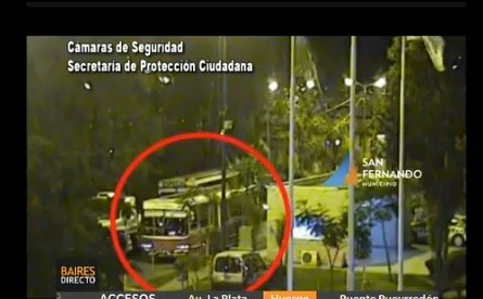 Detuvieron a dos micros que iban a una fiesta y no tenían habilitación