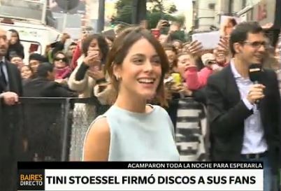 Tini Stoessel presentó su primer disco solista