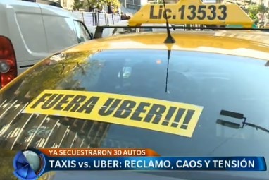 Taxi vs. Uber: caos, reclamo y tensión