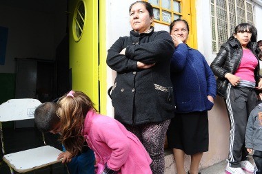 La Matanza: La nena que habría sido abusada dentro de una escuela es asistida por psicólogas