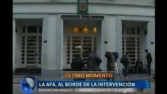 Angelici, D'Onofrio y Lammens renunciaron al comité ejecutivo de la AFA