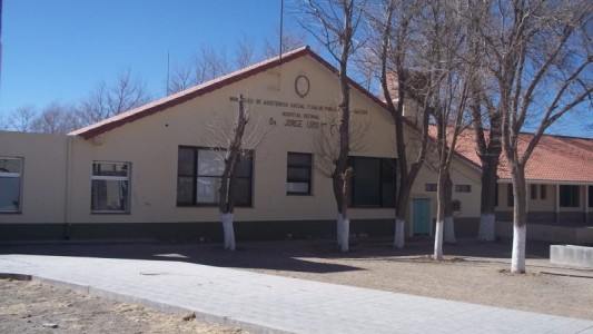 Murió tras recibir una pedrada en la cabeza cuando agredía a su novia