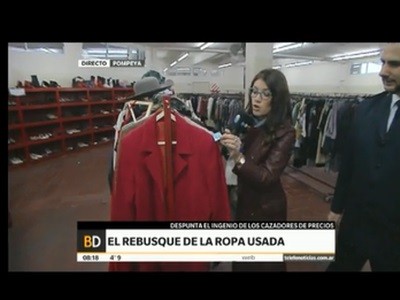 El rebusque de la ropa usada