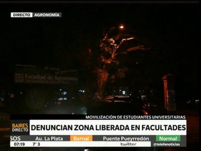 Movilización de estudiantes universitarias por mayor seguridad