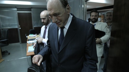 Le suspendieron la matrícula de abogado a Zaffaroni