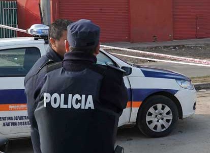 Procesaron a dos policías por robar $30 mil del rescate de un secuestro