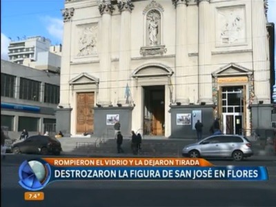 Destrozaron la figura de San José de Flores