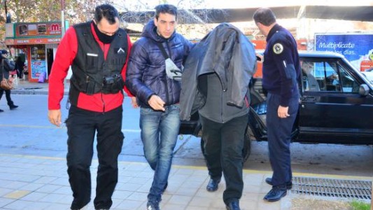 Detuvieron a empleados de la AFIP acusados de borrar deudas de empresarios