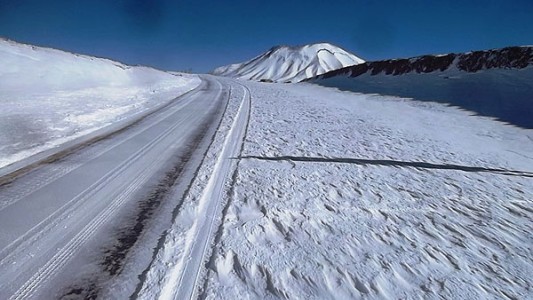 Comienza el invierno con nevadas en la cordillera y frío estable en el resto del país