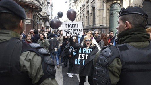 Los incidentes en Rosario: acusaciones cruzadas entre oficialismo y opositores K