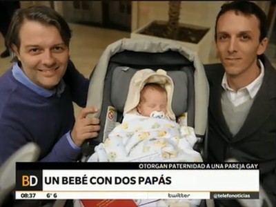 Nuevas formas de familia: un bebé con dos padres