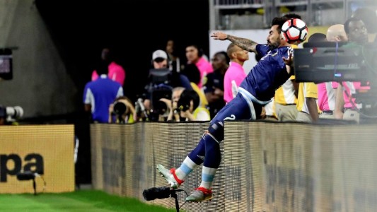 Ezequiel Lavezzi será operado hoy del codo izquierdo