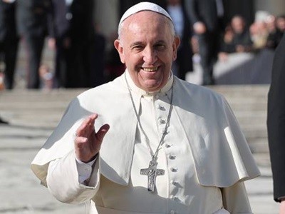 El papa Francisco comenzó su visita a Armenia