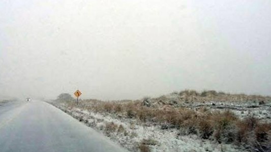 Rescataron a 36 personas atrapadas en las Altas Cumbres por la nieve
