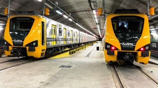 Vuelve a circular la línea H del subte, tras el recambio de coches