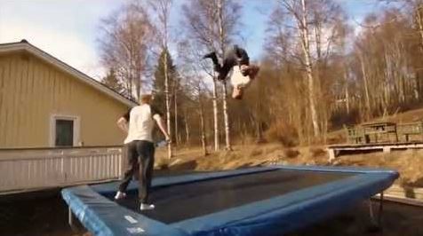 La NASA anuncia que saltar en la cama elástica es más eficaz que correr