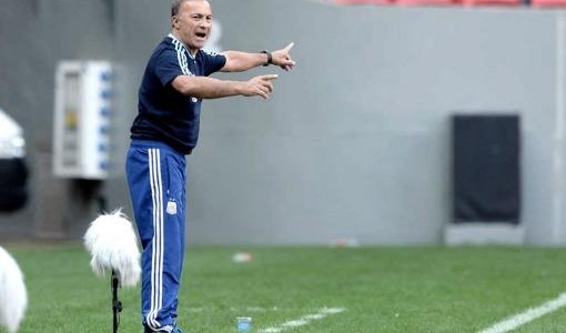 Olarticoechea: "Si niegan jugadores, iremos con 13 o 14 a poner el pecho"