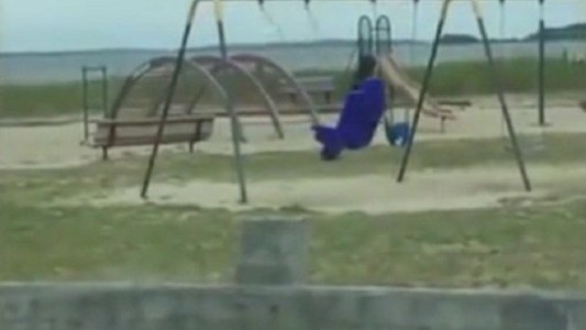 Misterio en Estados Unidos por la hamaca que se mueve sola