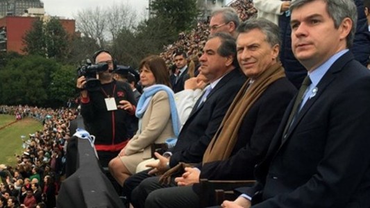 Bicentenario: tras decir que estaba "cansado", Macri asistió al cierre de los festejos