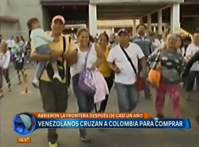 Venezolanos cruzan a Colombia para comprar