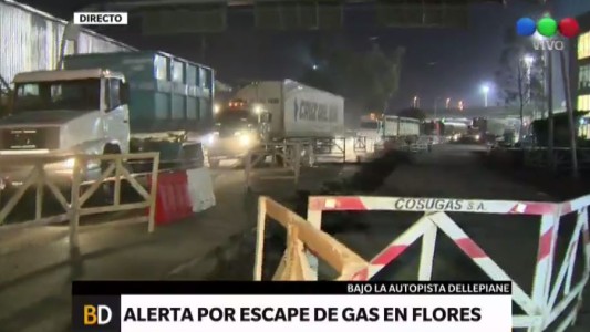 Alerta por escape de gas en Flores