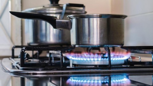 La Justicia aceptó la apelación del Gobierno, pero sigue frenada la suba del gas