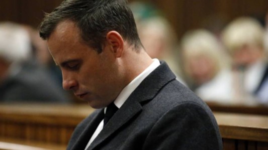 Oscar Pistorius se intentó quitar la vida en su celda