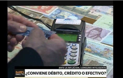 Crédito, débito o efectivo: ¿con qué conviene pagar?
