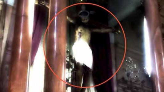 Video: El Cristo que abre y cierra los ojos genera polémica en redes sociales