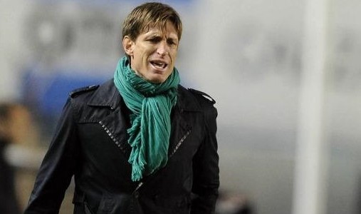 A días del inicio del torneo, Racing echó al DT