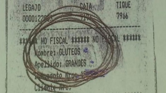 Supermercado deberá pagarle 40 mil pesos a una mujer por llamarla "glúteos grandes"