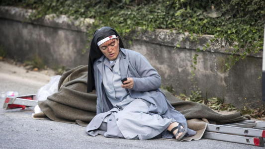Las historias detrás del dolor: la foto de la monja herida que recorrió el mundo