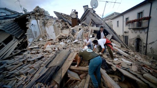 Italia: ya son 291 las víctimas por el terremoto