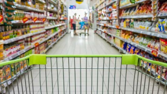 Analizan implementar una "Ley de góndolas" para beneficiar a Pymes y productores regionales