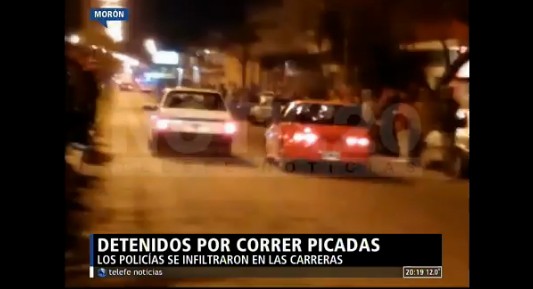 Morón: policías detenidos por correr picadas