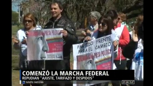 Comenzó la marcha federal