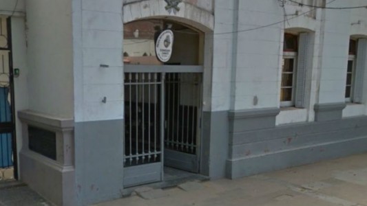 Una joven dio a luz en su casa y ahogó a su bebé en un inodoro