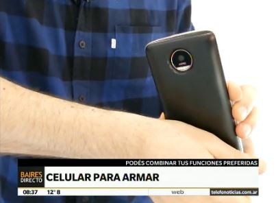 Telefe Noticias en la Feria de Berlín: celular para armar