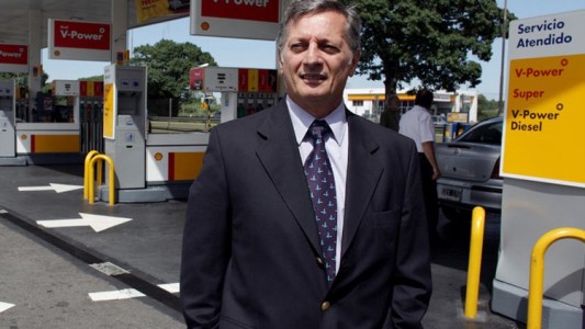 La Oficina Anticorrupción recomendó que Aranguren se desprenda de sus acciones en Shell
