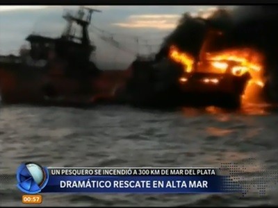Incendio y rescate de un pesquero en alta mar