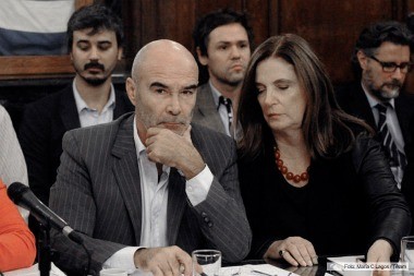 Gómez Centurión dijo ante el juez saber de personas que hablaban en su nombre en la Aduana