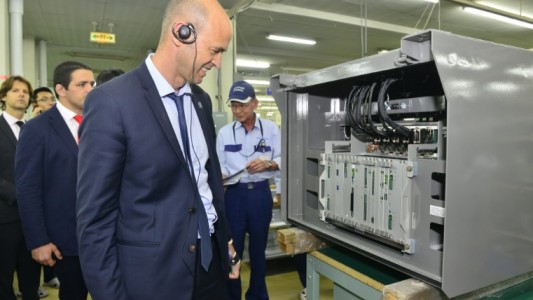 En tres años todos los trenes del área metropolitana tendrán frenado automático