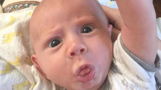 "El bebé más expresivo del mundo" causa furor en las redes sociales