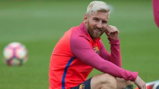 Messi volvió al campo de juego para realizar trabajos de recuperación